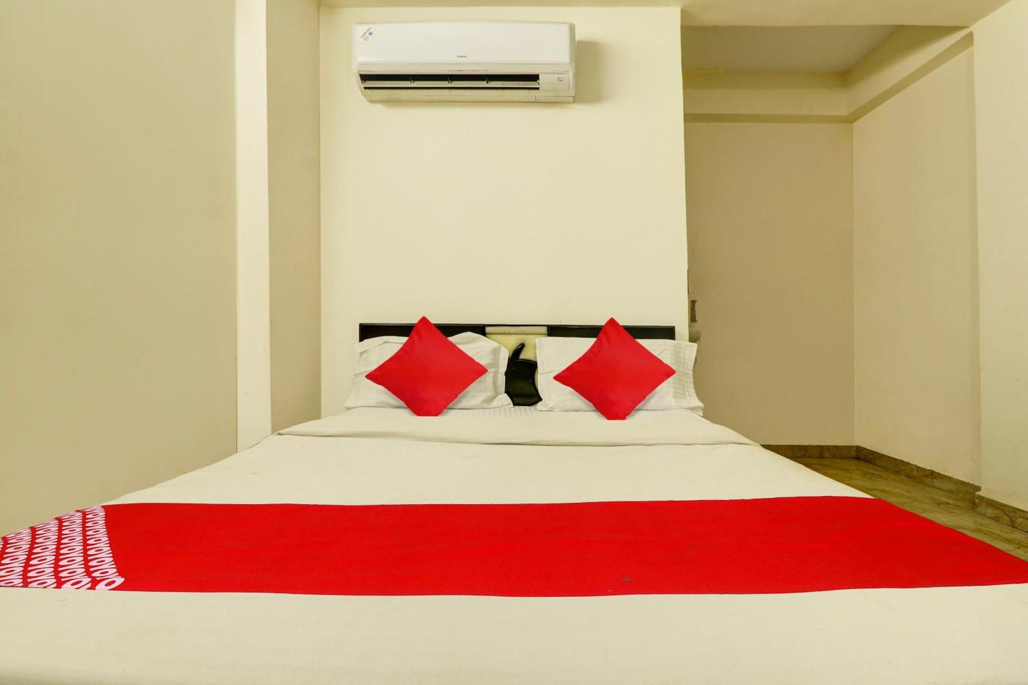 Hotel O Royal Haven Hyderabad Exterior photo